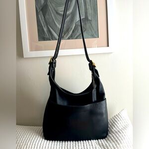Vintage COACH Legacy black w/ brass 9058 shoulder bag
